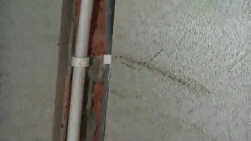 Как происходит прокладка кабеля в штробе: плдготовка к выполнению работ ...