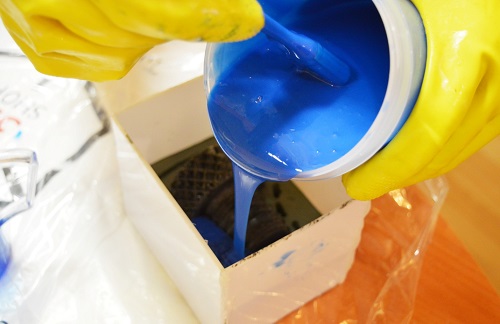 Жидкий пластик своими руками: назначение, способы и этапы изготовления -  Stroibloger.com