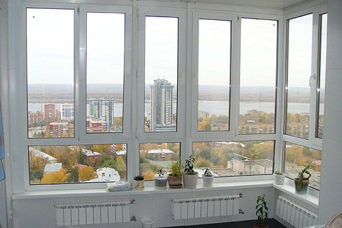 Пластиковые окна для балкона: требования и критерии выбора .